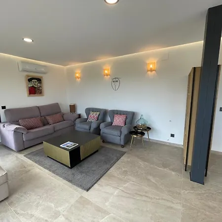 La Portilla De La Vera *