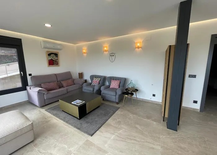 La Portilla De La Vera *